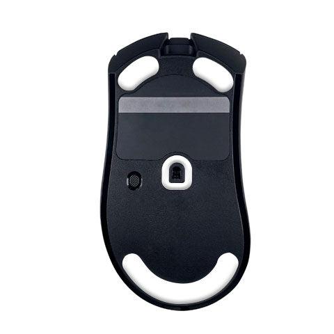 Razer-Deathadder-v3-Pro-mouse-skates